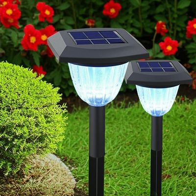 Bom preço. Luminárias Solares de Jardim Elegantes com Bateria de 8-10 Horas para Jardins Bonitos e Funcionais on-line
